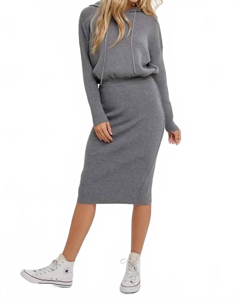 NEW BLUIVY urban hood midi dress in gray